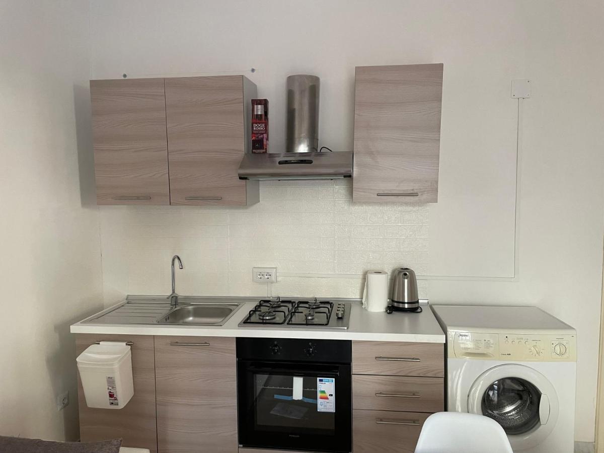 Casa Della Nonna Apartment มาร์ตินาฟรังกา ภายนอก รูปภาพ